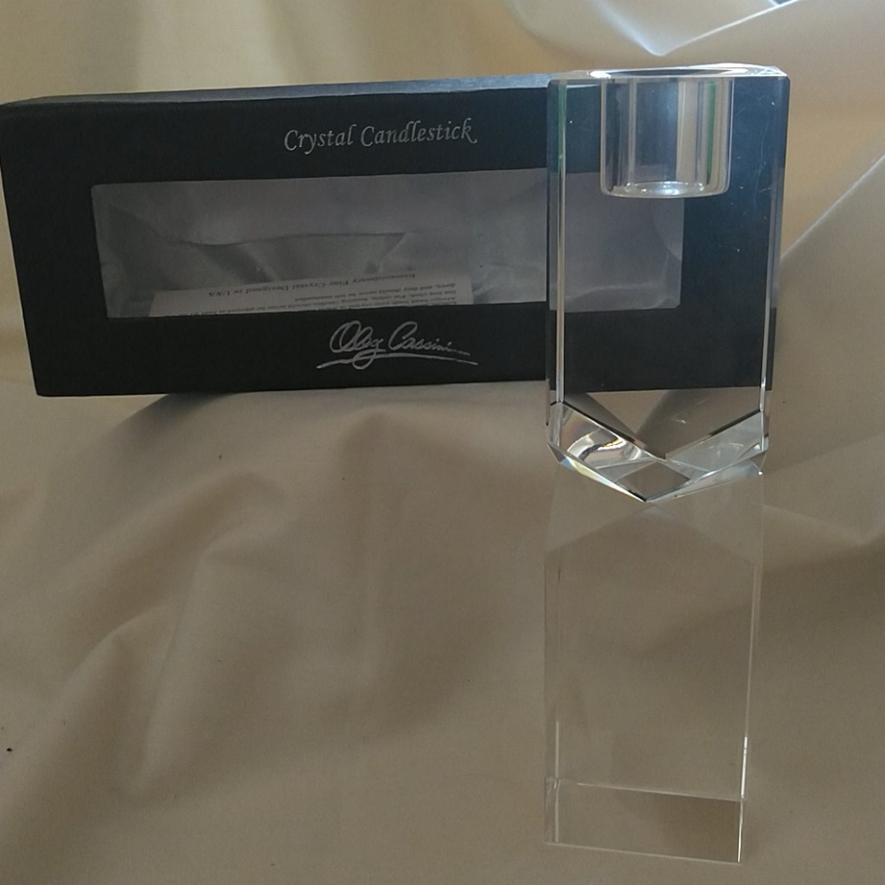 Crystal candleholder